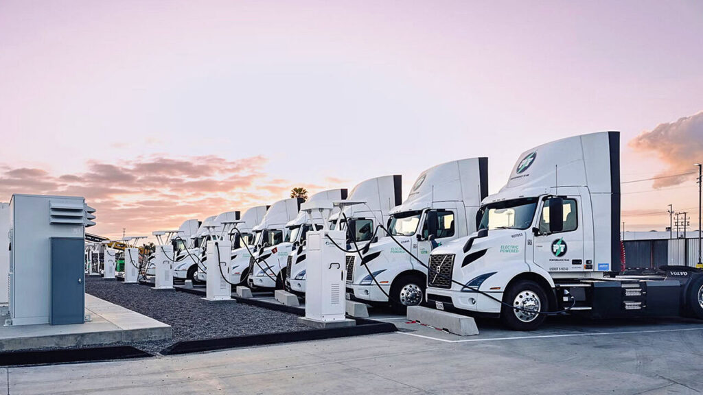 Trucks being charged at a heavy-dutycharging depot in Los Angeles