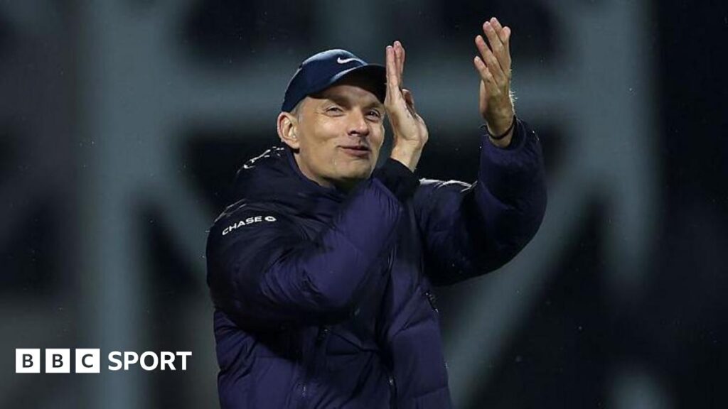 Thomas Tuchel applauding the England fans