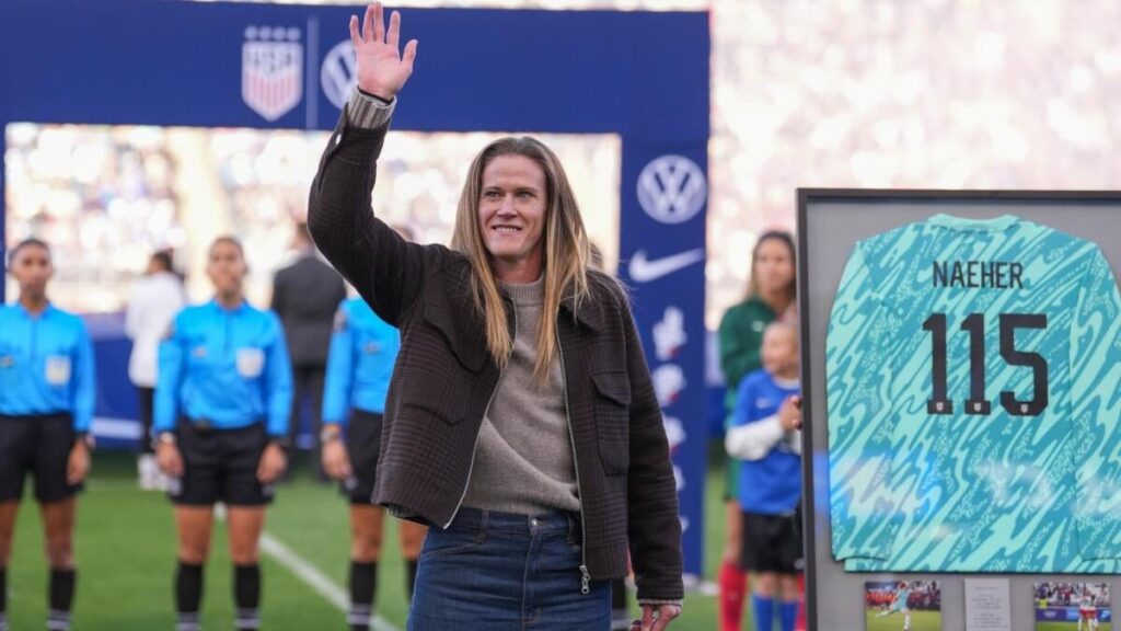 Ex-USWNT star Alyssa Naeher opens up on USA soccer’s GK plan: ‘Fun to see different goalkeepers come through’