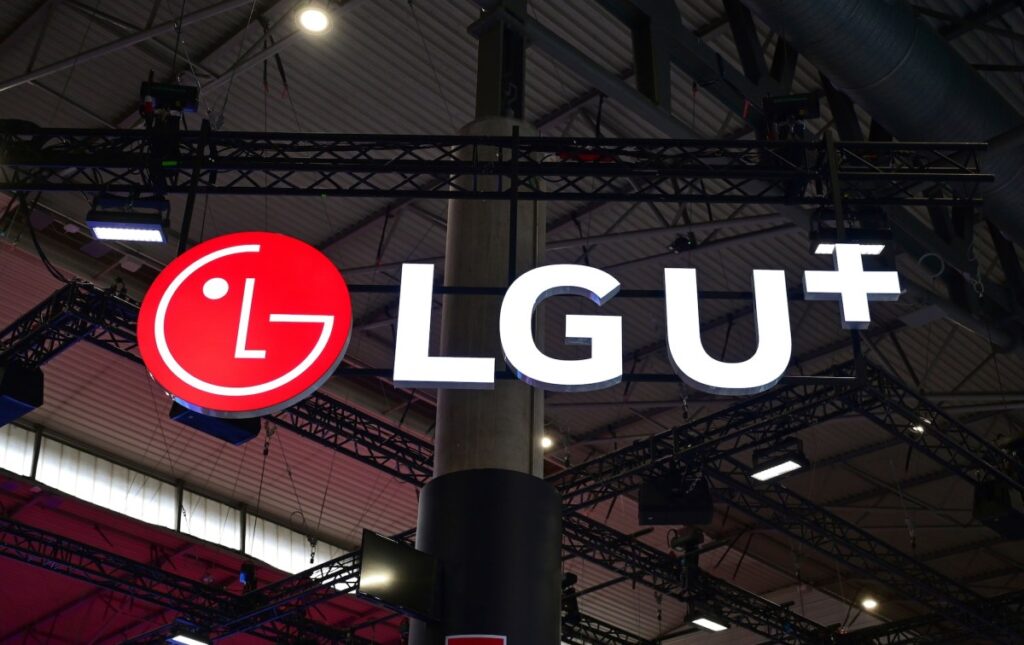 LG Uplus is latest South Korean telco to confirm cybersecurity incident Logo of the South Korean company LG U+ (LG Uplus) is displayed during the Mobile World Congress. Logos of companies exhibited at MWC 2025.
