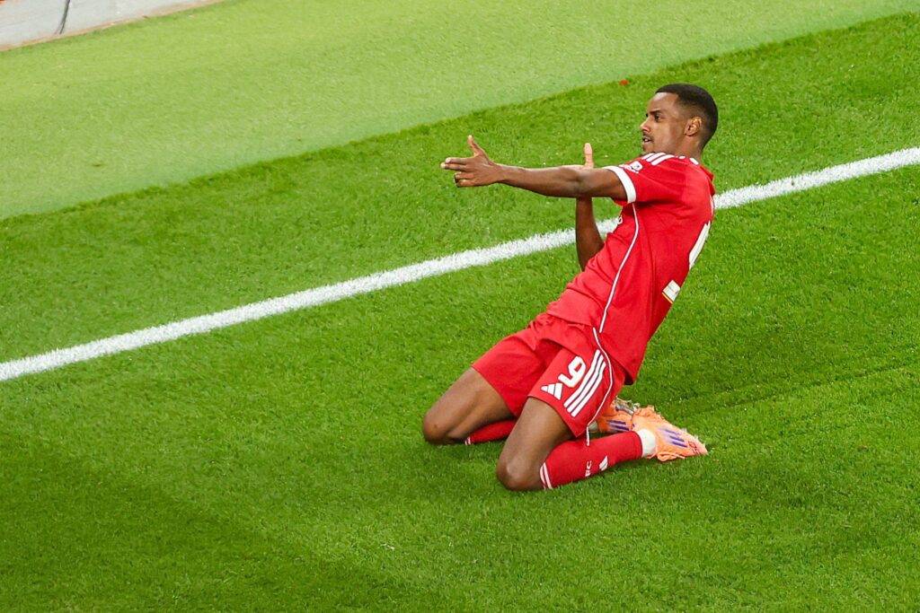 Liverpool legend claims there’s no more excuses for record signing
