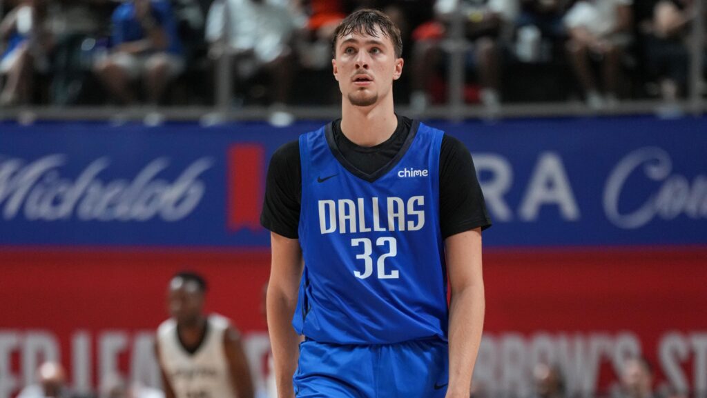 Mavs’ Cooper Flagg Says Shoulder Injury is ‘a Little Sore,’ Expects to Be ‘Good to Go’