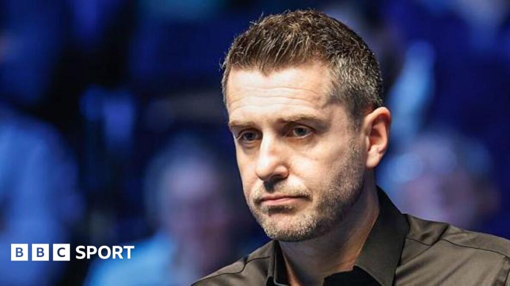 Champion of Champions: Mark Selby edges past Mark Williams in decider to reach semi-finals Mark Selby