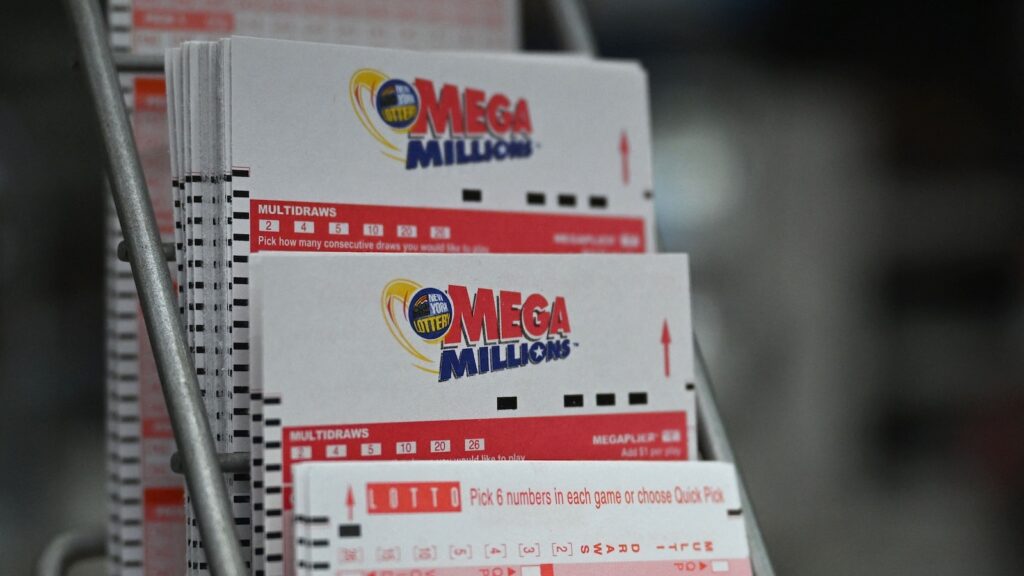Mega Millions jackpot soars to $843 million