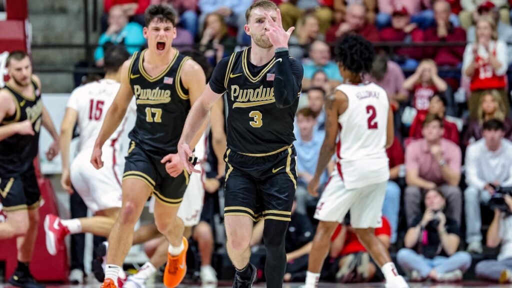 Purdue makes case to return to No. 1 with road win at No. 8 Alabama