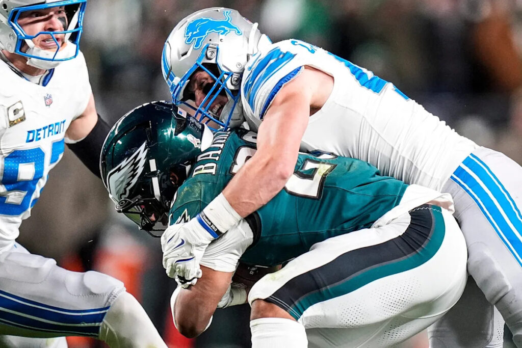 Studs and Duds from Lions’ Week 11 loss to Eagles Download app from appStore