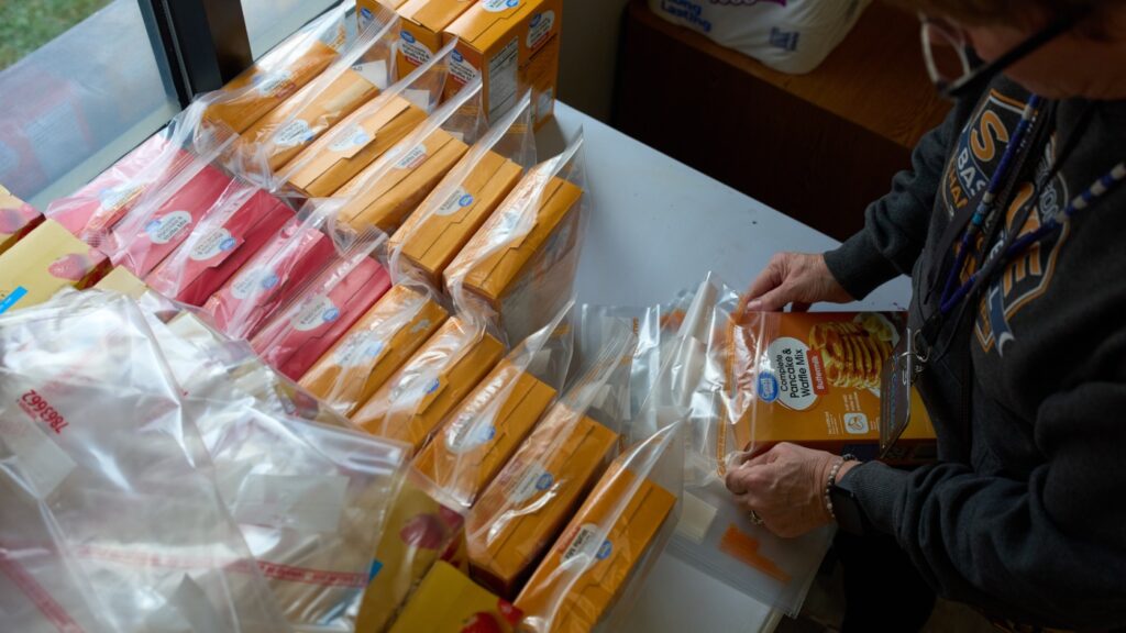 Trump directs states to ‘undo’ full November SNAP benefits : NPR