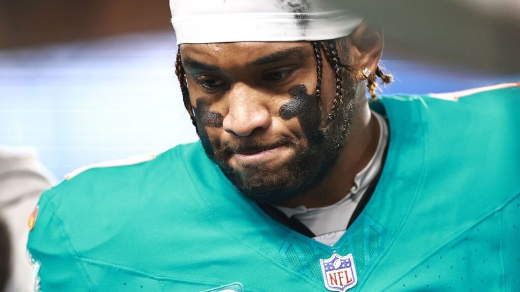 How Tua Tagovailoa’s benching impacts future of Dolphins? Copy Link